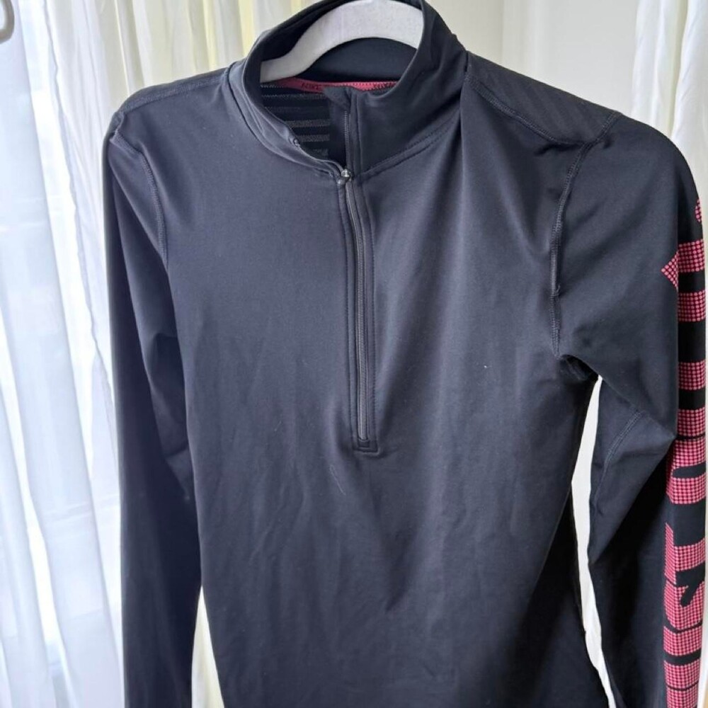 Nike Women's Black Sweatshirt